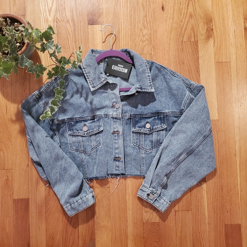 MISSGUIDED Cropped Denim Jacket